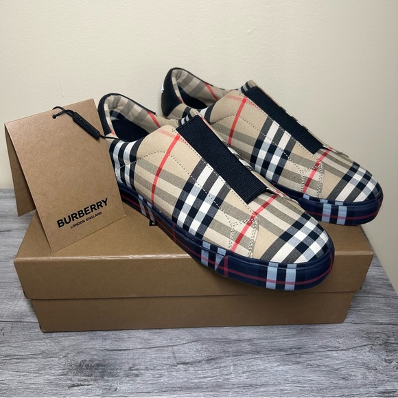 New Burberry Archive Beige Sneakers size 38 - Picture 1 of 8